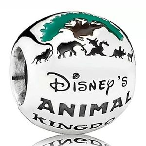 Pandora Disney Animal Kingdom Park Exclusive charm
